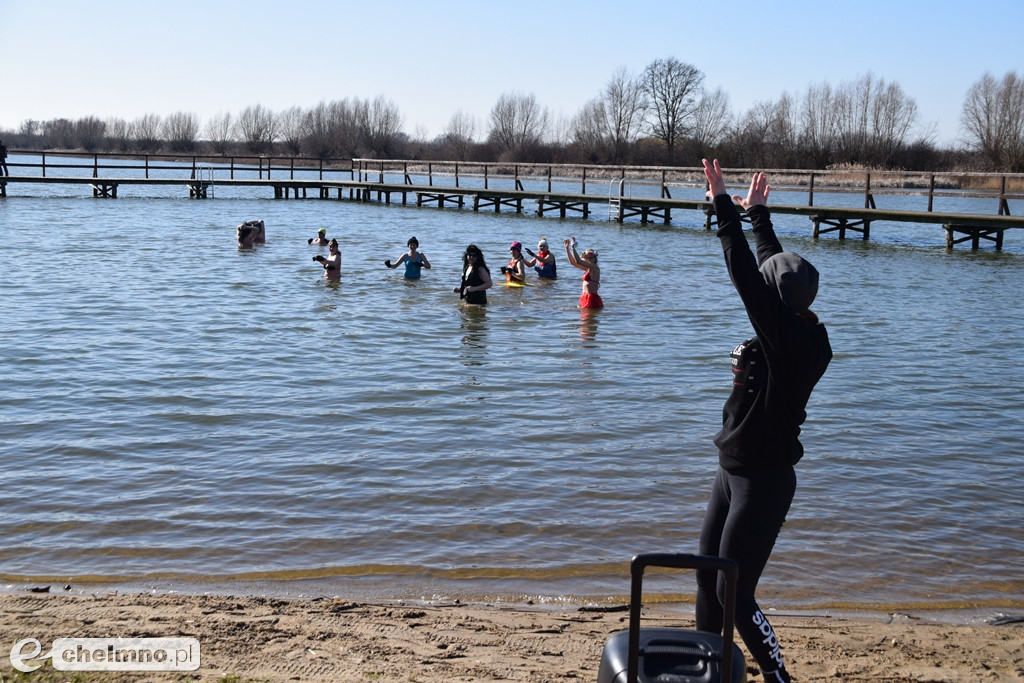Rozgrzewka w rytmie zumby i karnawałowe MORSowanie