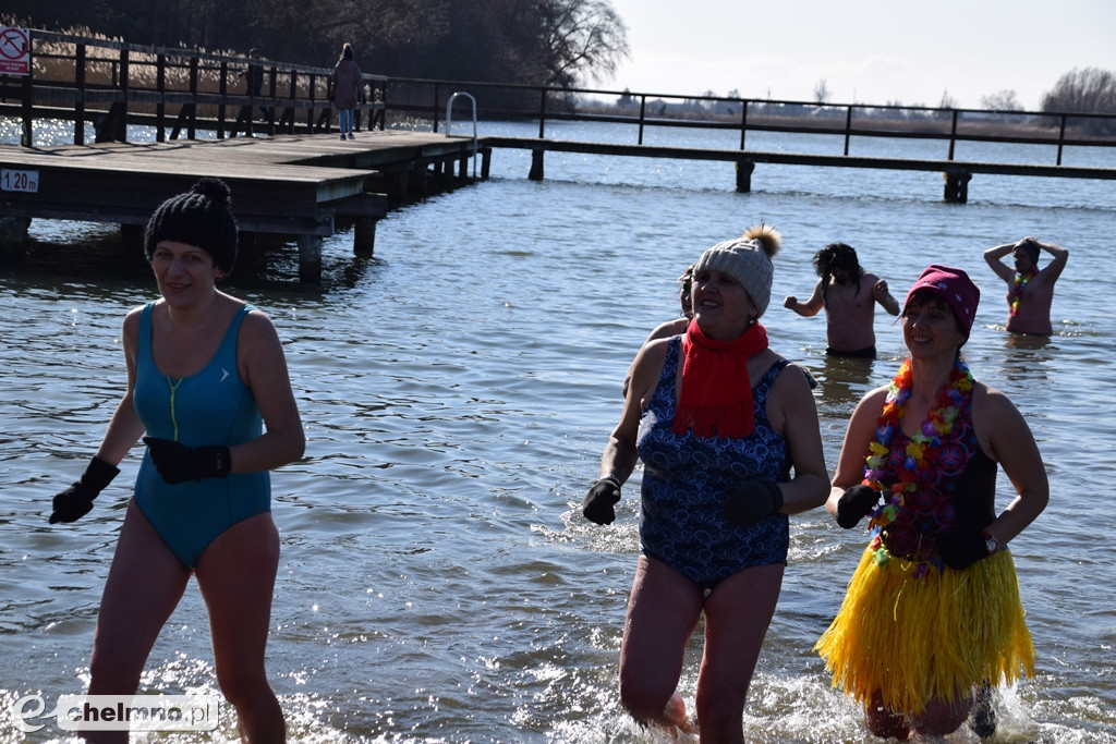 Rozgrzewka w rytmie zumby i karnawałowe MORSowanie