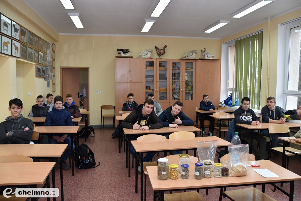 Spotkania z ciekawymi zawodami w ZS CKP Grubno
