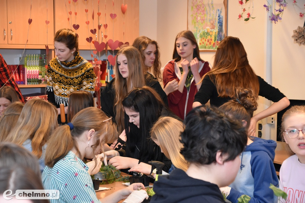 Spotkania z ciekawymi zawodami w ZS CKP Grubno