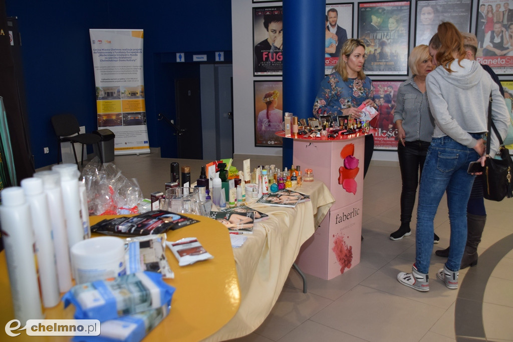 Pierwsze spotkanie wymiany garderoby na kiermaszu SWAP