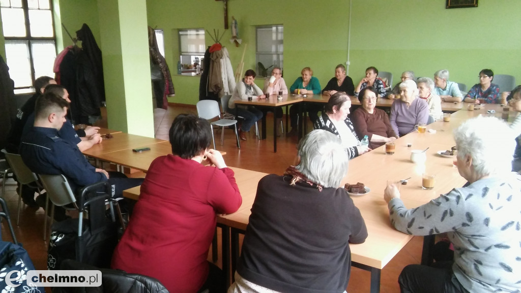 Pamiętają o Seniorach! Policjanci w Klubiku Seniora