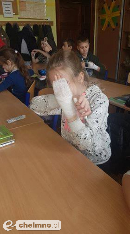 Koncert muzyki klasycznej i lekcje bandażowania