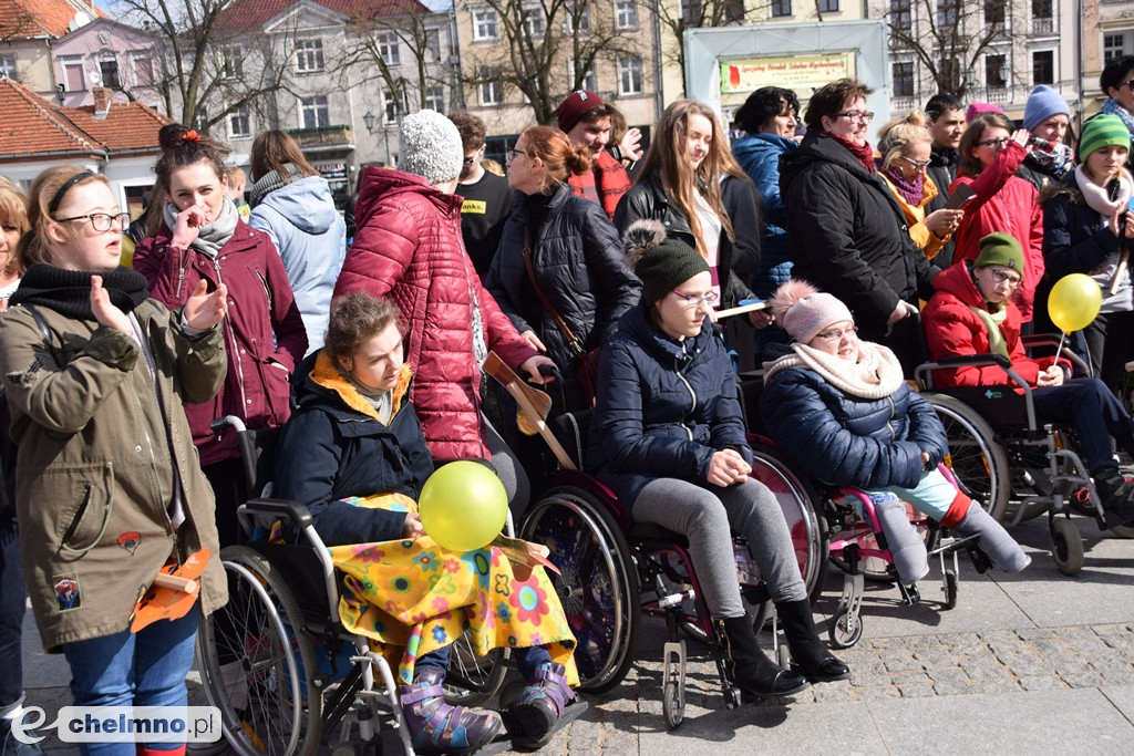 Wiosenny happening z okazji Światowego Dnia Osób z Zespołem Downa