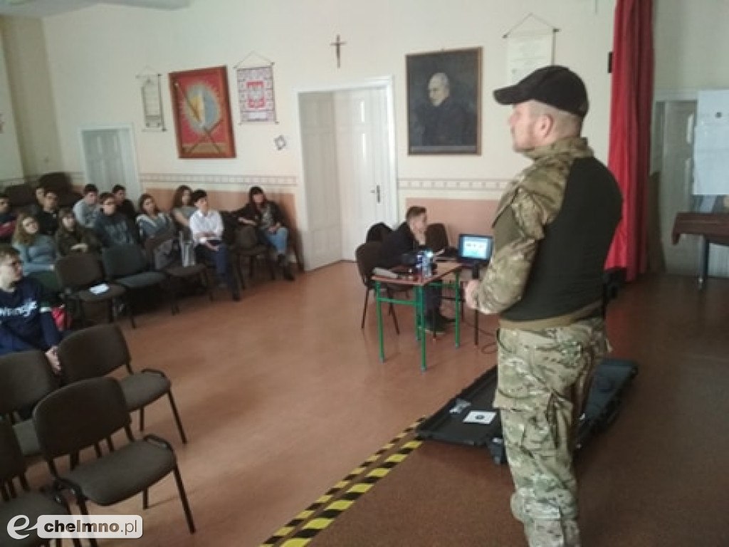 Lekcja patriotyzmu komandosa Sławomira Karnowskiego