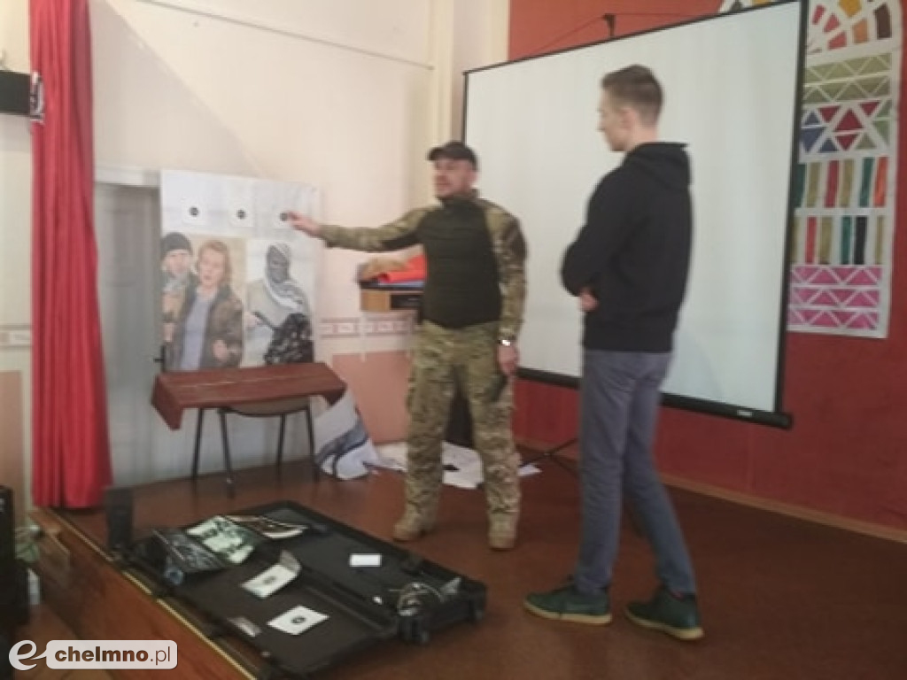 Lekcja patriotyzmu komandosa Sławomira Karnowskiego