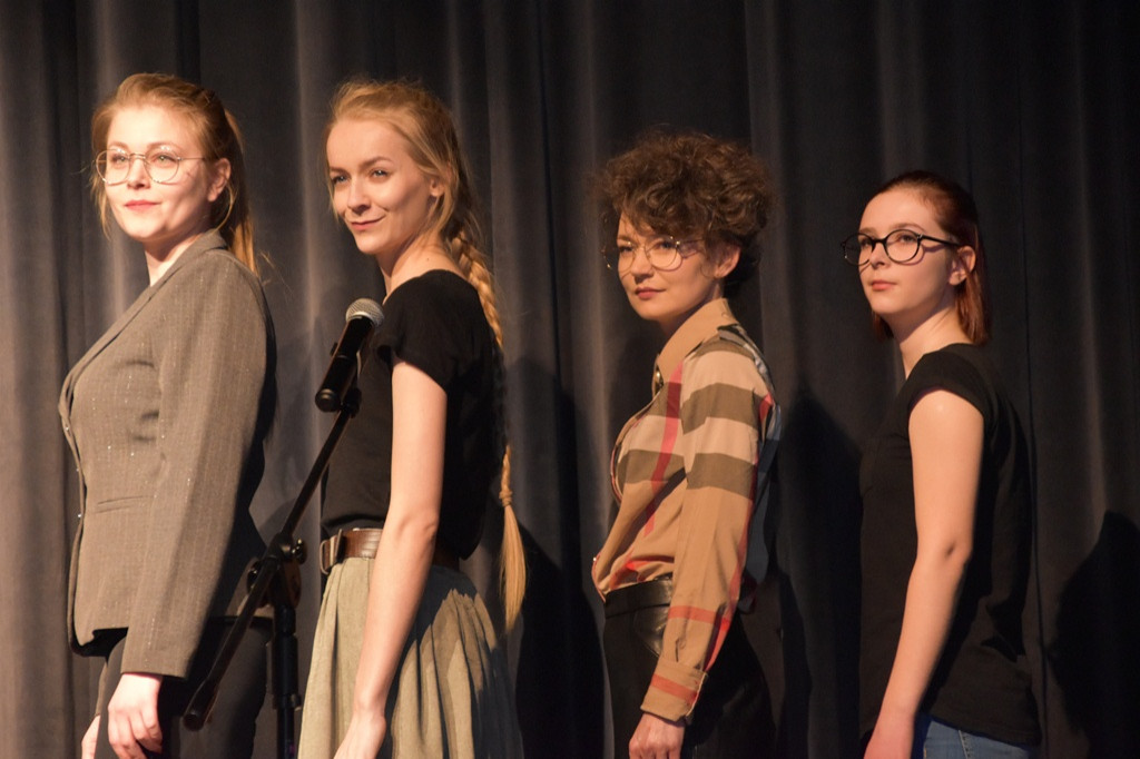 Aktorzy Agrafki świętowali w Rondzie Dzień Teatru