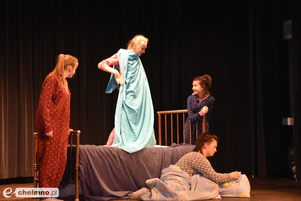 Aktorzy Agrafki świętowali w Rondzie Dzień Teatru