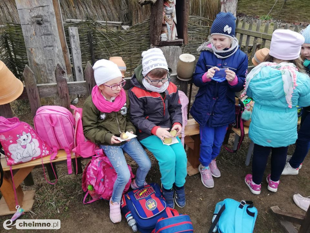 Wycieczka uczniów SP1 do Wioski Ginących Zawodów