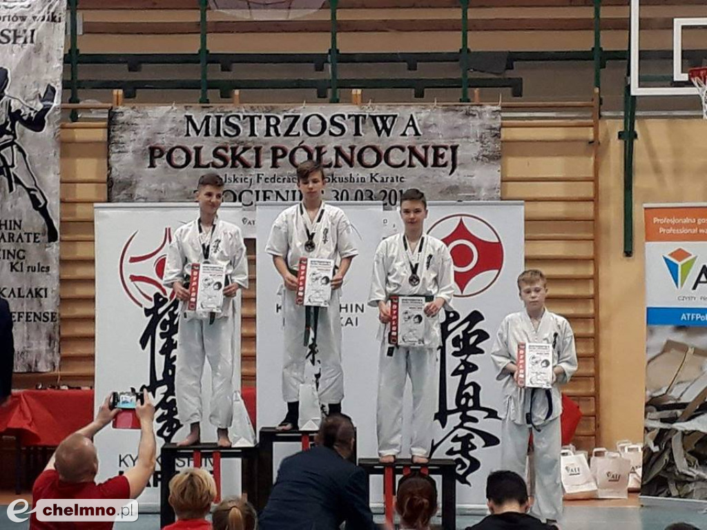 Przywieźli stos medali z Mistrzostw Kyokushin Karate