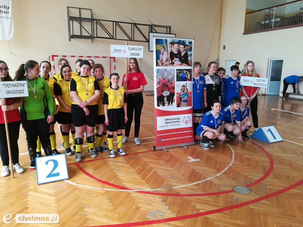 Sportowcy Olimpijczyka startowali w Turnieju Hokeja Halowego