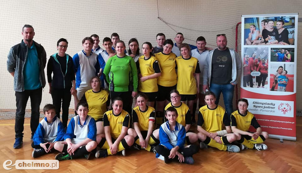 Sportowcy Olimpijczyka startowali w Turnieju Hokeja Halowego