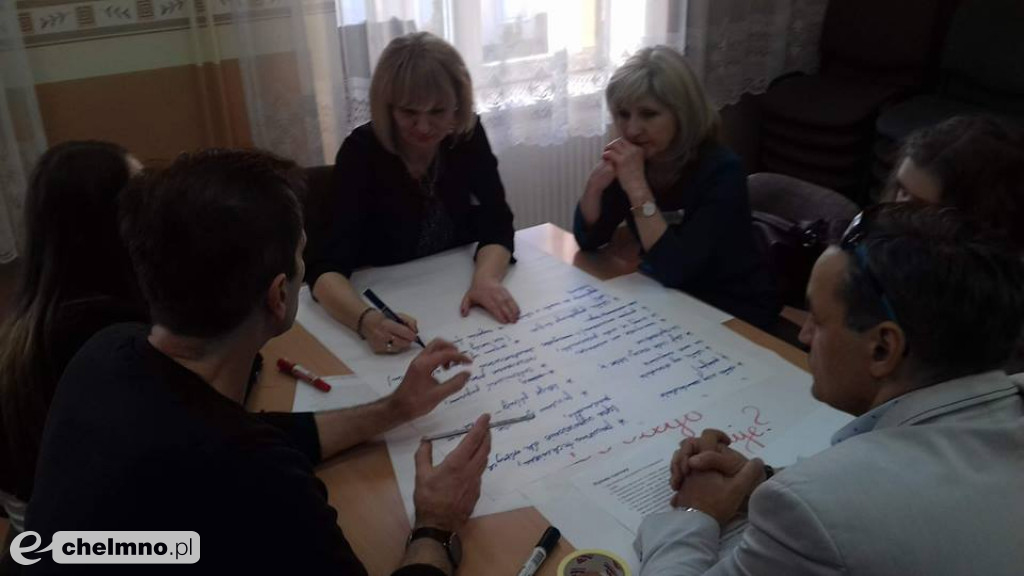 Dwójka dołączyła do Narady Obywatelskiej o Edukacji