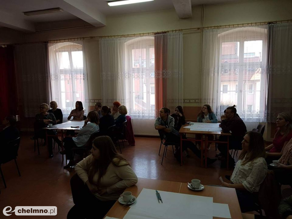 Dwójka dołączyła do Narady Obywatelskiej o Edukacji