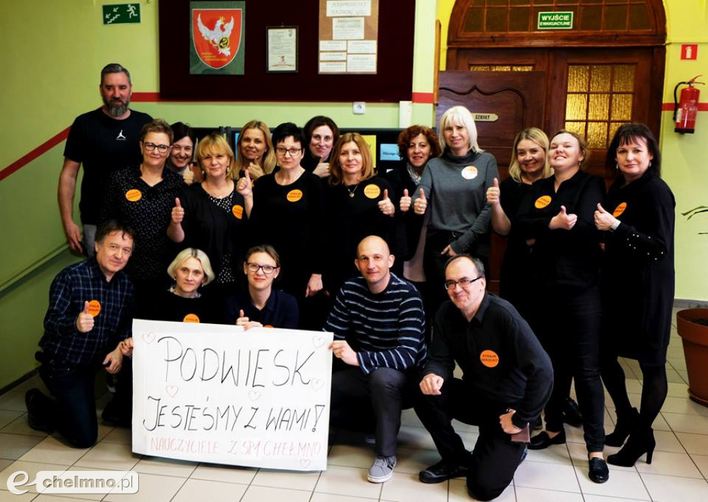 Nauczyciele wspierają Panią Dyrektor z Podwieska