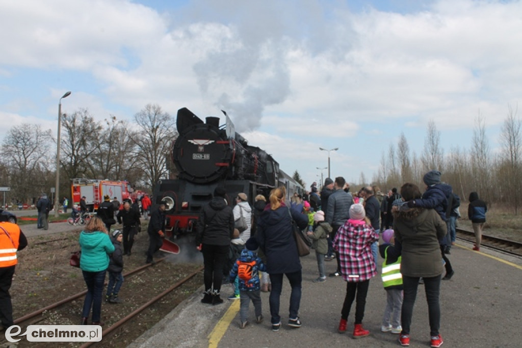 Był gwizd, stukot kół i dużo pary