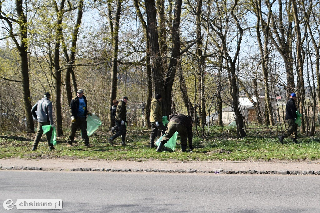 Wiosenne sprzątanie Parku nad Wisłą
