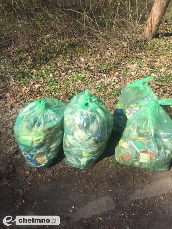 Wiosenne sprzątanie Parku nad Wisłą