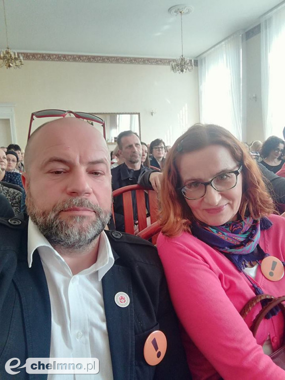 Władze samorządowe wspierają strajkujących nauczycieli