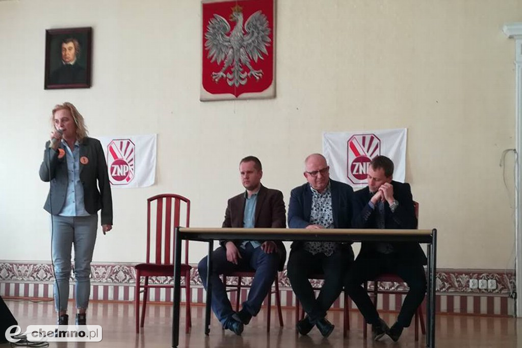 Władze samorządowe wspierają strajkujących nauczycieli