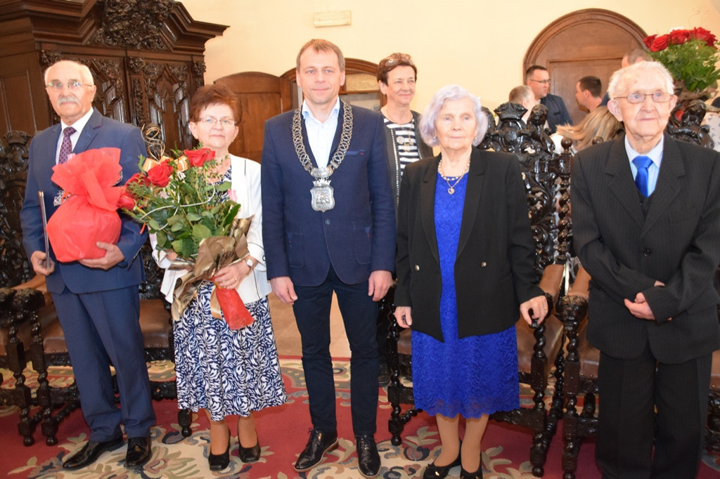 Medale i wyróżnienia Prezydenta dla Jubilatów
