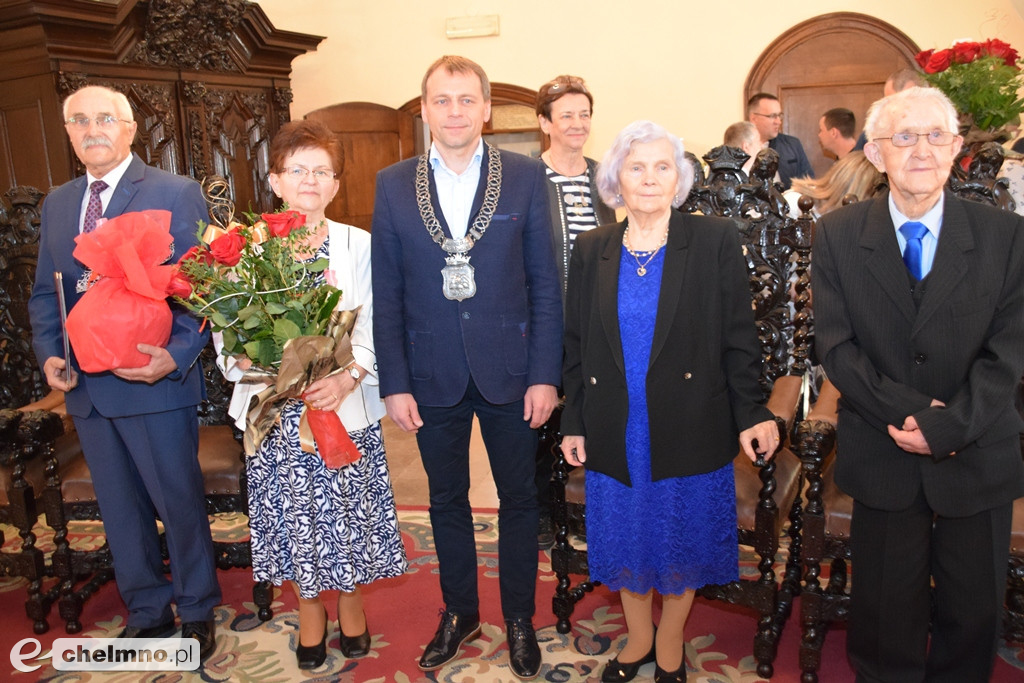 Medale i wyróżnienia Prezydenta dla Jubilatów