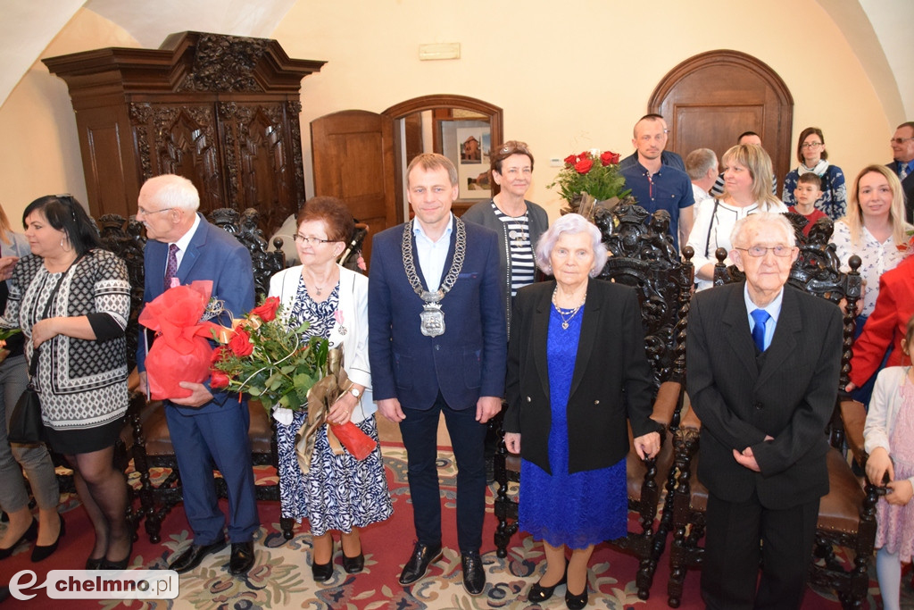 Medale i wyróżnienia Prezydenta dla Jubilatów