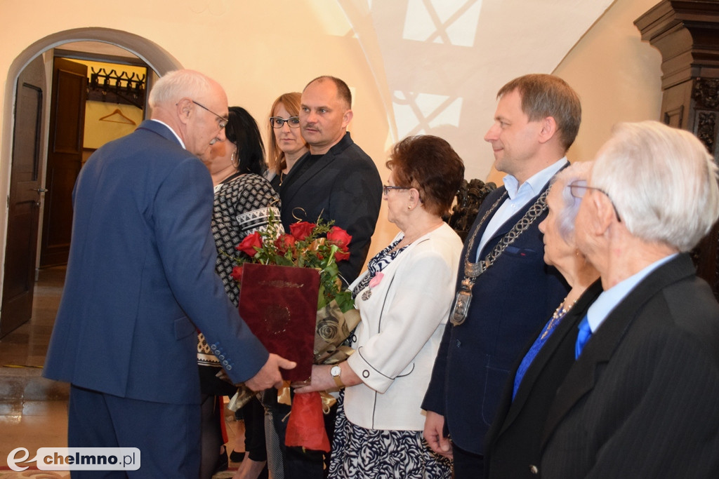 Medale i wyróżnienia Prezydenta dla Jubilatów