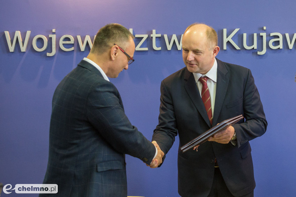 Rondo w Białych Błotach w budowie