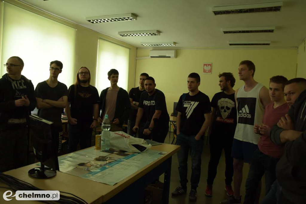 Szkolny turniej gry w LoL'a