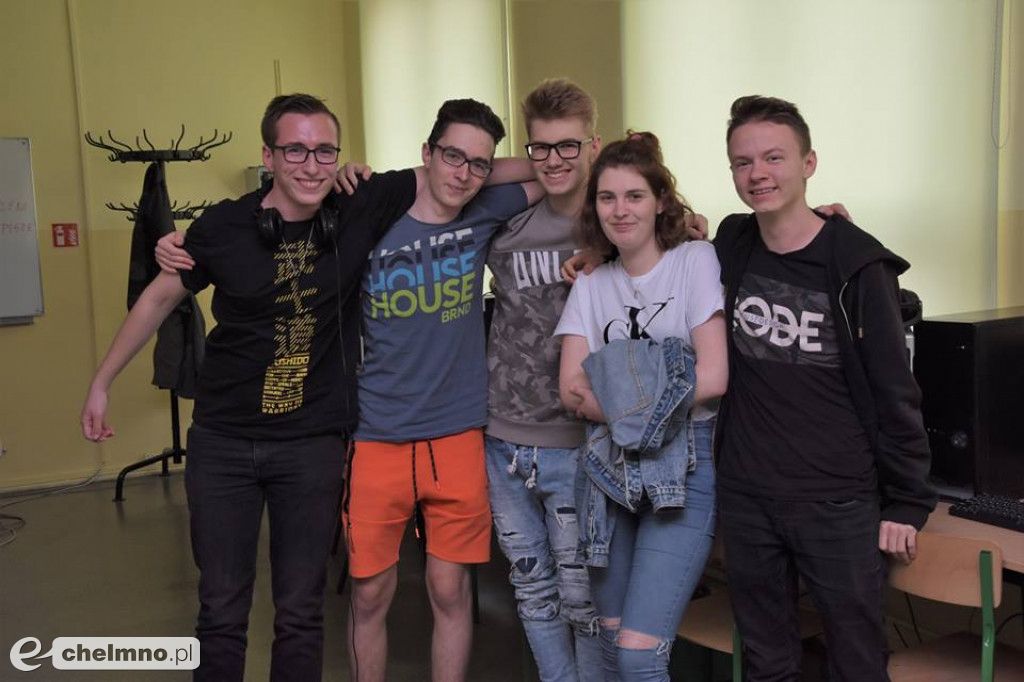 Szkolny turniej gry w LoL'a