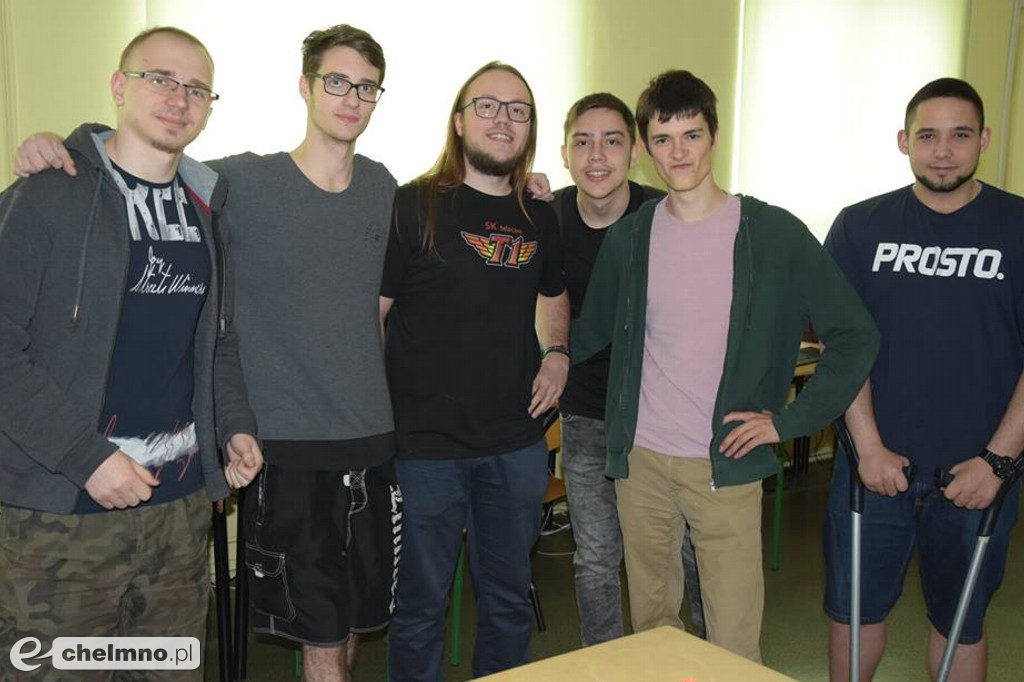 Szkolny turniej gry w LoL'a