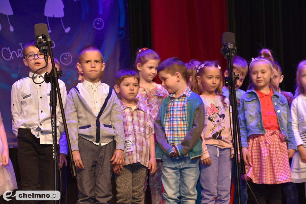 Radosne śpiewanie na Festiwalu Piosenki Przedszkolnej