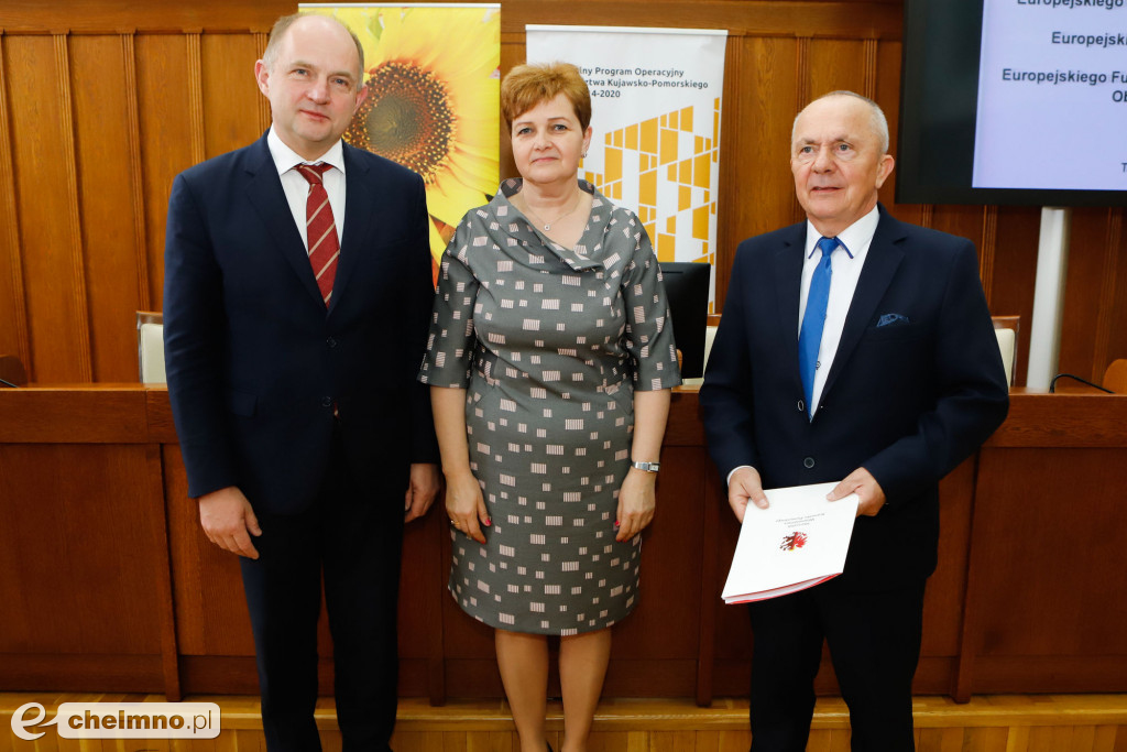 Wsparcie na edukację, inwestycje, dotacje dla przedsiębiorców