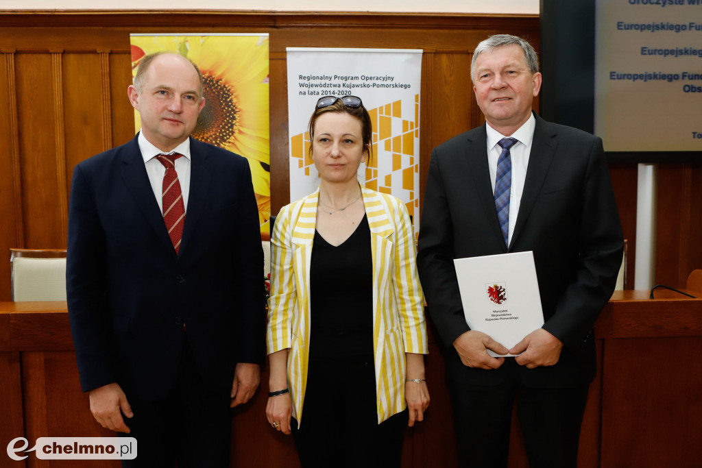 Wsparcie na edukację, inwestycje, dotacje dla przedsiębiorców