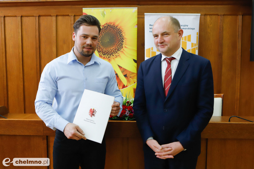 Wsparcie na edukację, inwestycje, dotacje dla przedsiębiorców