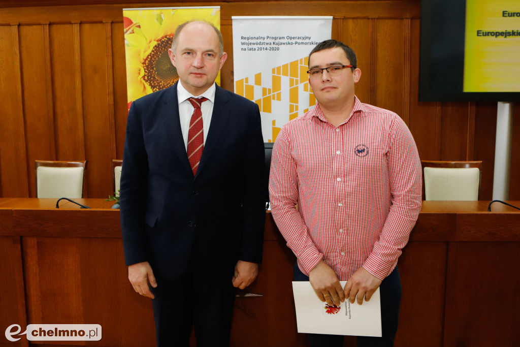 Wsparcie na edukację, inwestycje, dotacje dla przedsiębiorców