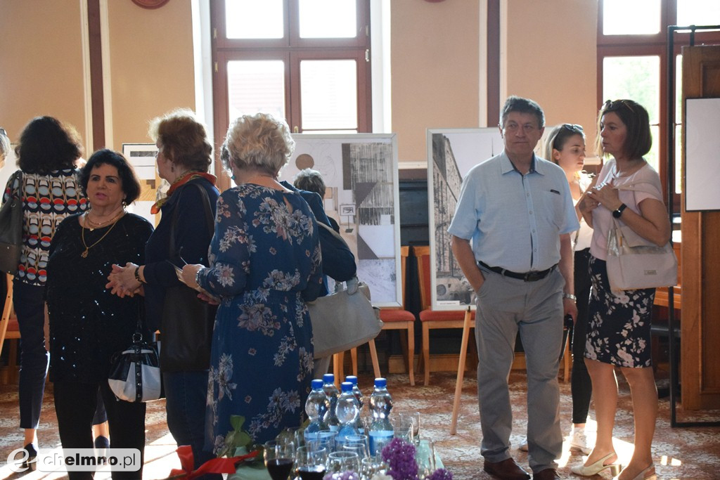Otwarcie ekspozycji czasowej: Lucyna Krzywik Warstwy