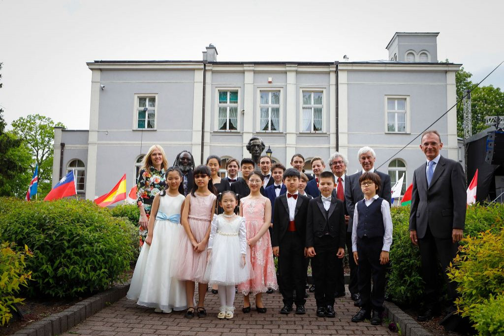 Laureaci konkursu pianistycznego w Szafarni