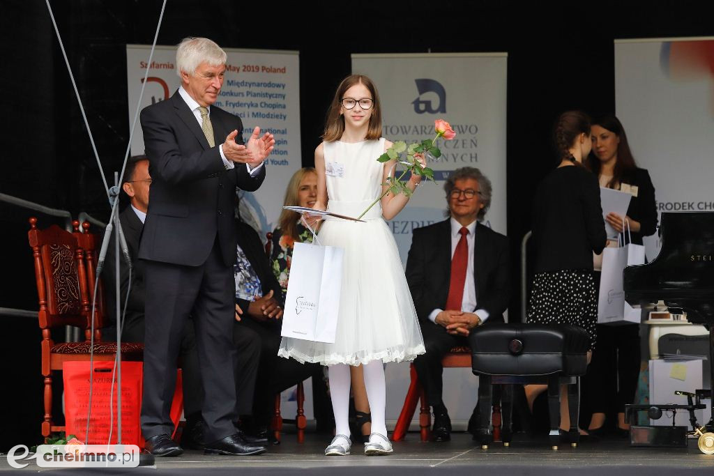 Laureaci konkursu pianistycznego w Szafarni