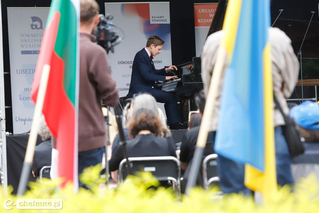 Laureaci konkursu pianistycznego w Szafarni
