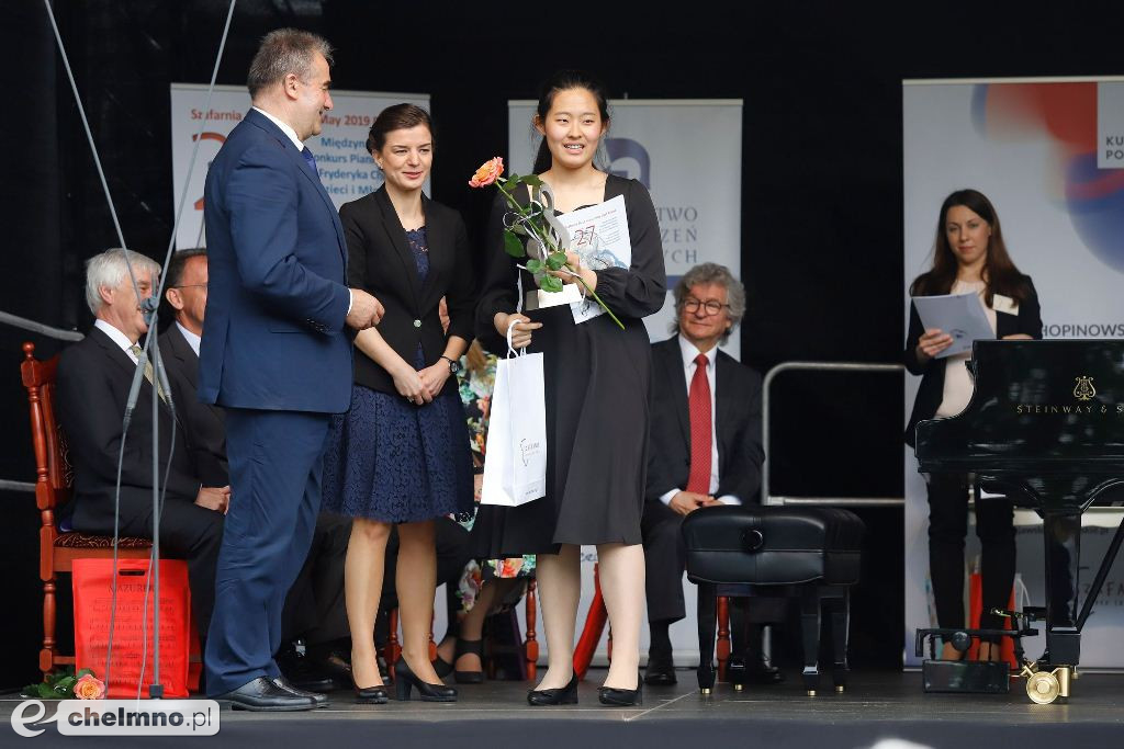 Laureaci konkursu pianistycznego w Szafarni