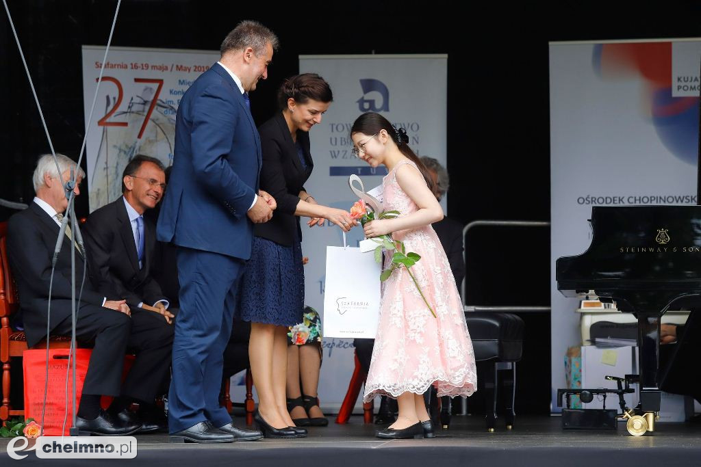 Laureaci konkursu pianistycznego w Szafarni