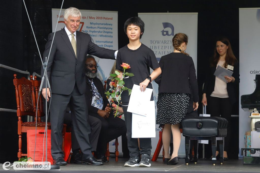 Laureaci konkursu pianistycznego w Szafarni