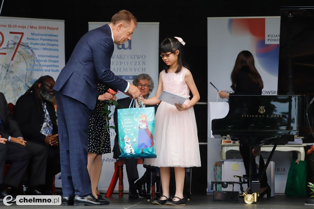Laureaci konkursu pianistycznego w Szafarni