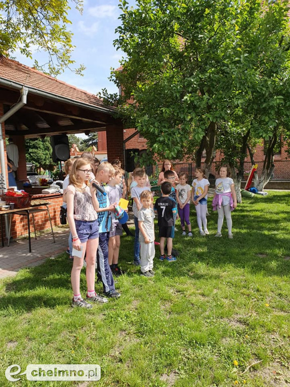 Sympatyczne, piknikowe obchody Dnia Matki i Dziecka