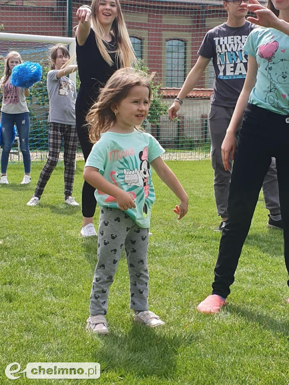 Sympatyczne, piknikowe obchody Dnia Matki i Dziecka