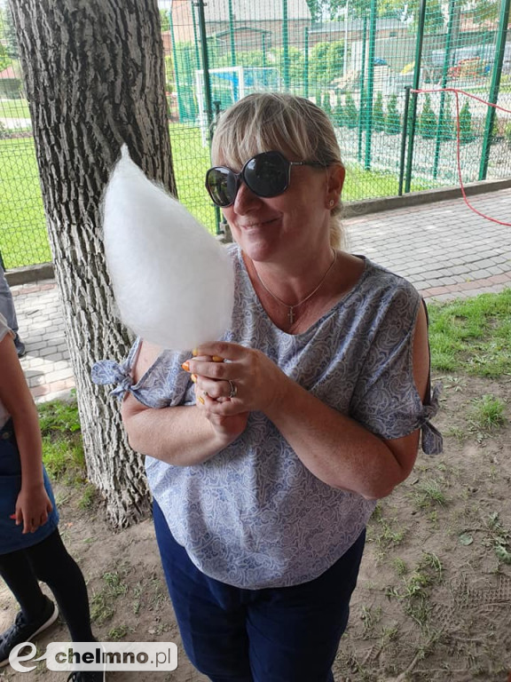 Sympatyczne, piknikowe obchody Dnia Matki i Dziecka