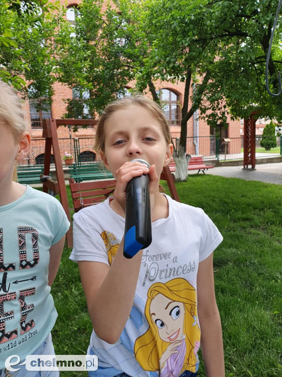 Sympatyczne, piknikowe obchody Dnia Matki i Dziecka