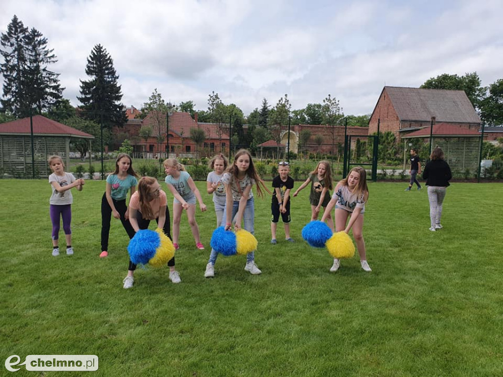 Sympatyczne, piknikowe obchody Dnia Matki i Dziecka